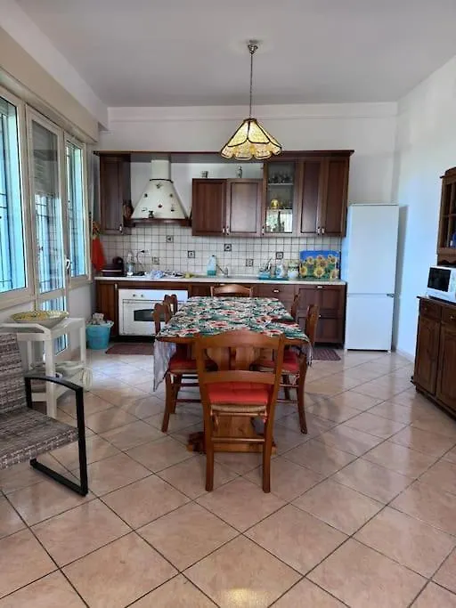 Casa Vacanze Anthea Carini Holiday home