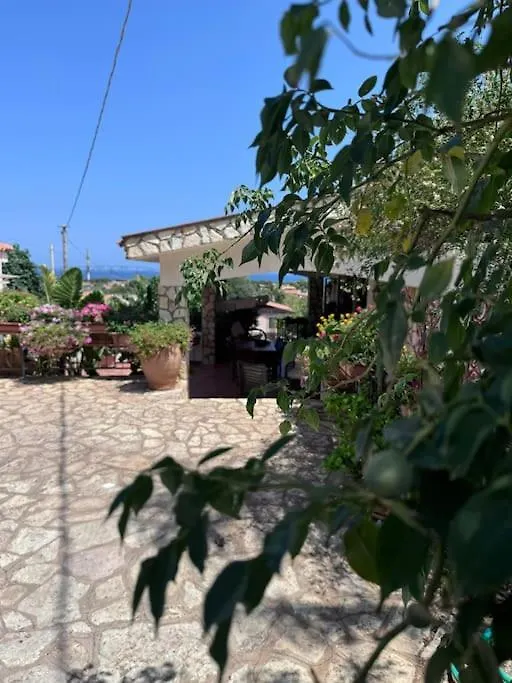 Holiday home Casa Vacanze Anthea Carini