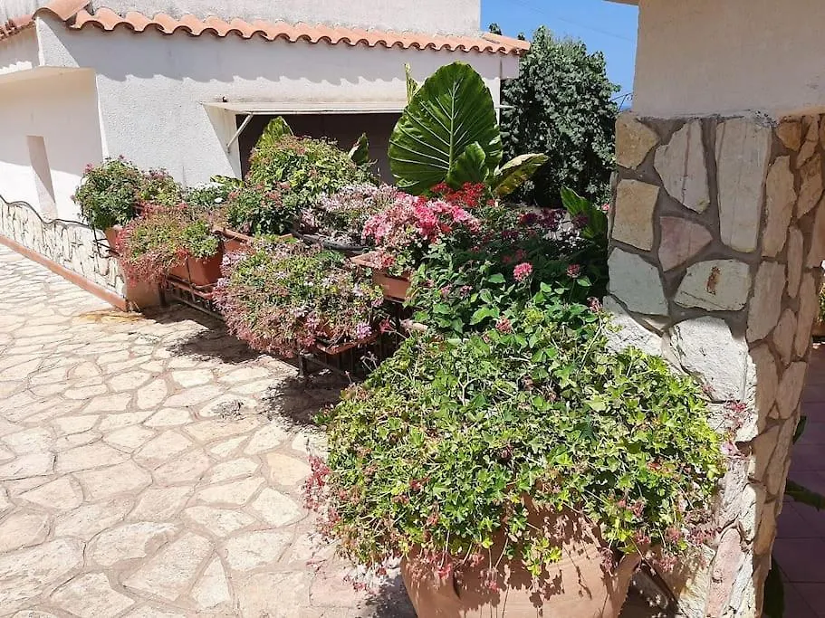 Holiday home Casa Vacanze Anthea Carini Italy