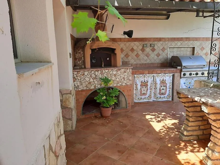 Casa Vacanze Anthea Carini